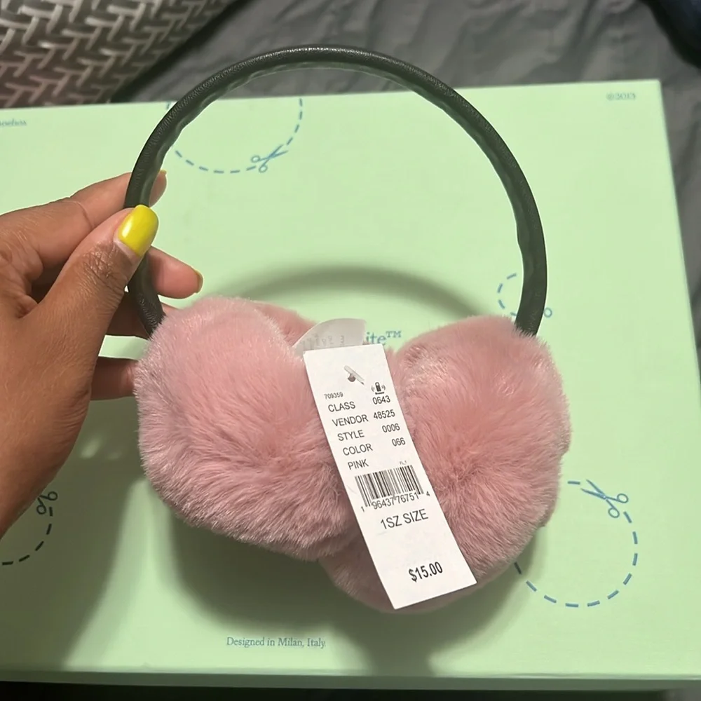 Pink Cold Weather Essentials - Picture 2 of 7